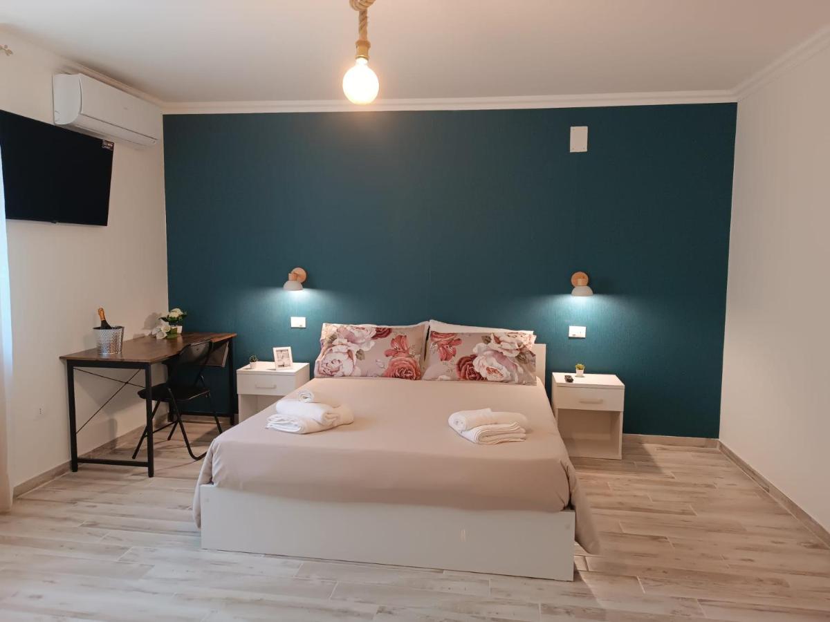 Quadruple Room with Private Bathroom