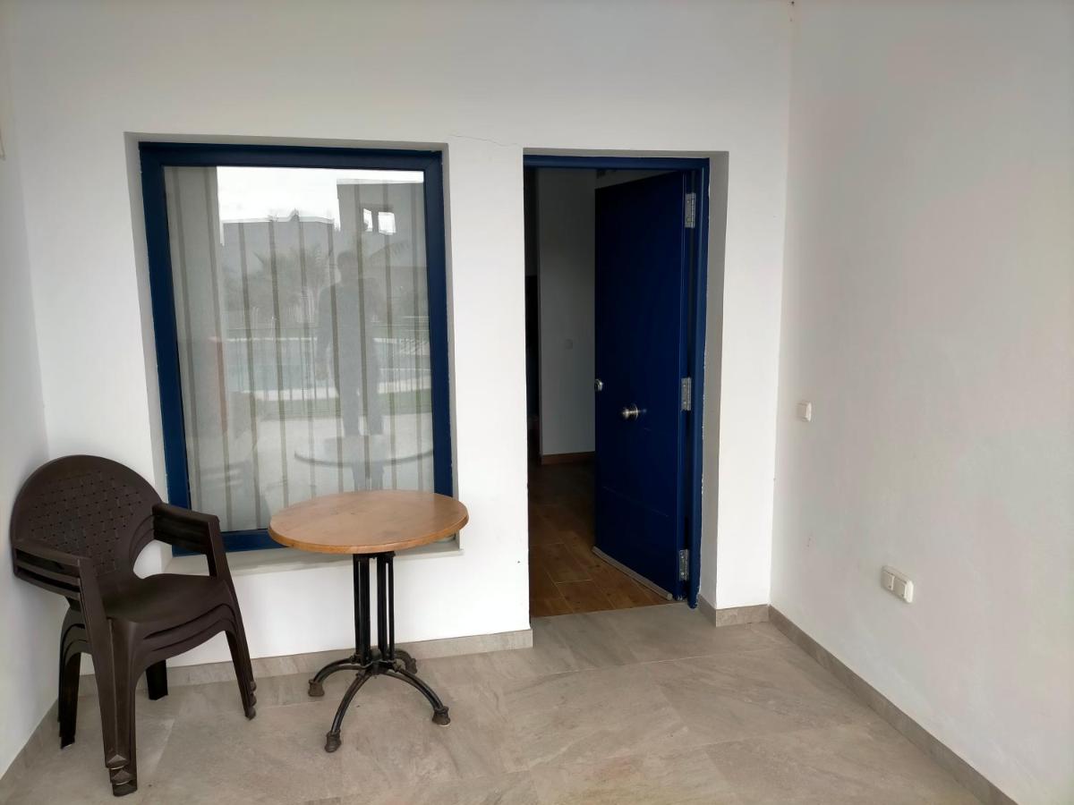 Apartment with Pool View 