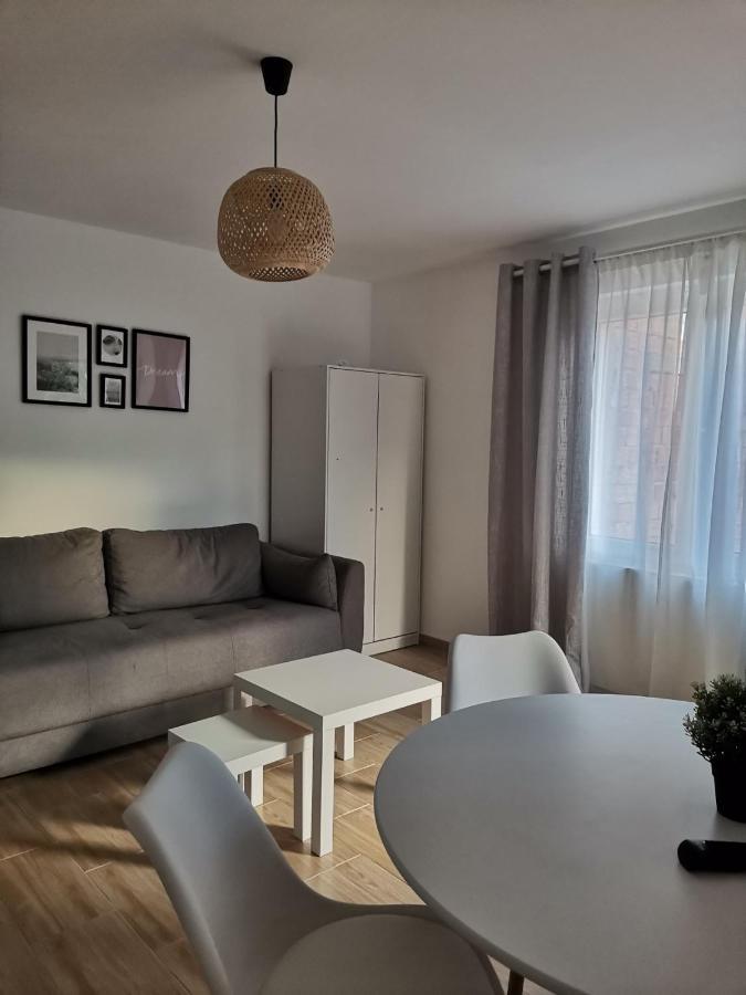 Apartment mit Terrasse