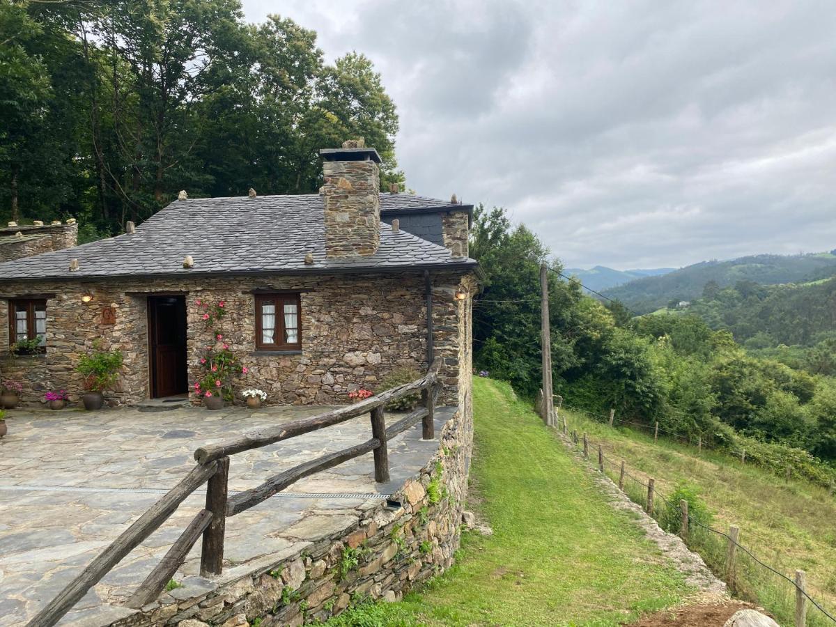 Casa da Costa de Sueiro - Bed and Breakfast
