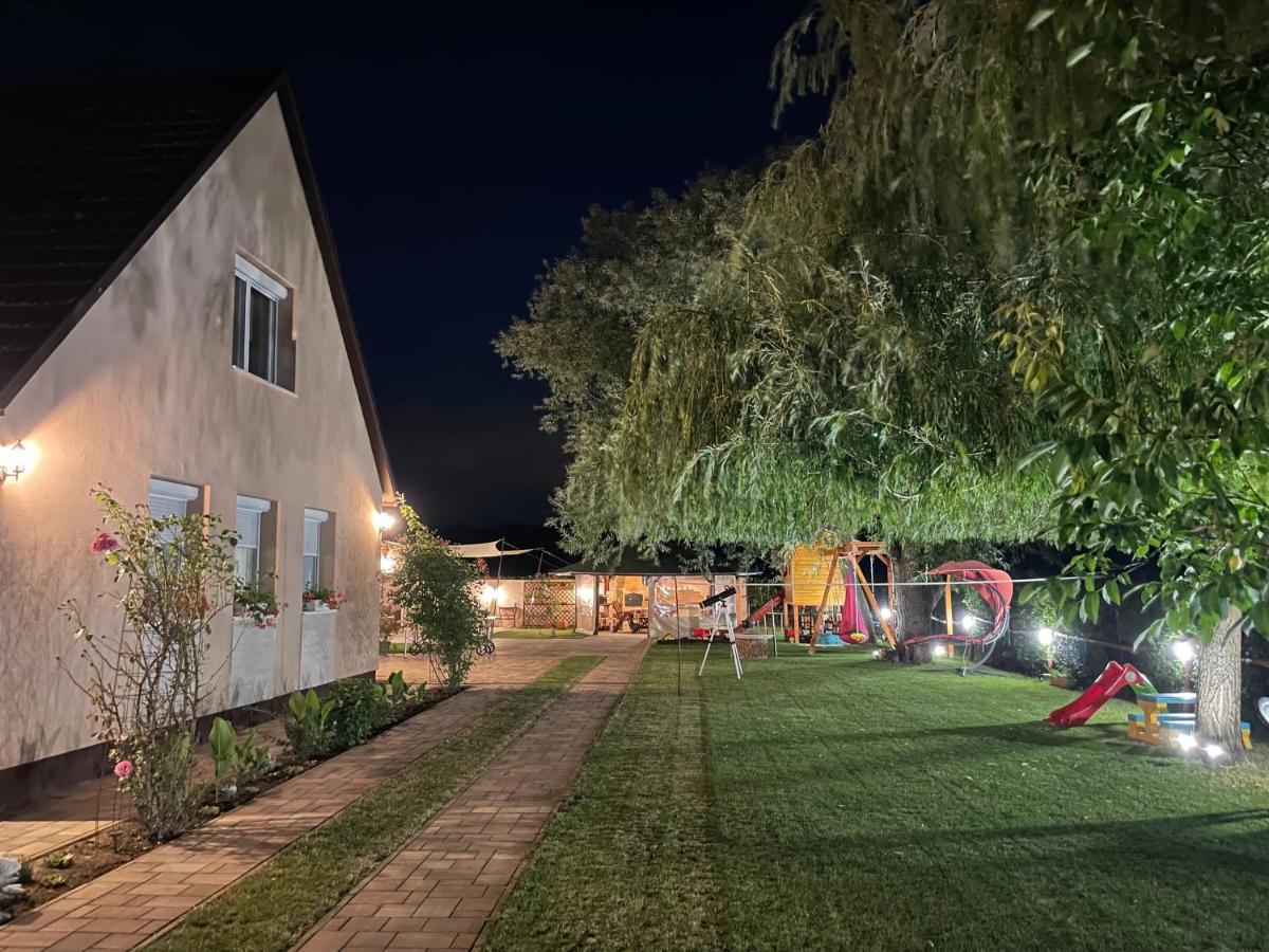 Linett Apartman - B&B Hajdúszoboszló