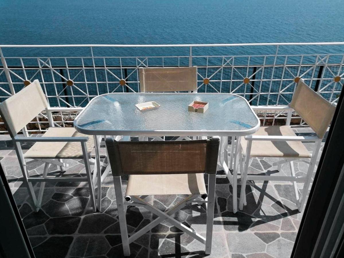 B&B Sarandë - Vila SHAKAJ - Bed and Breakfast Sarandë