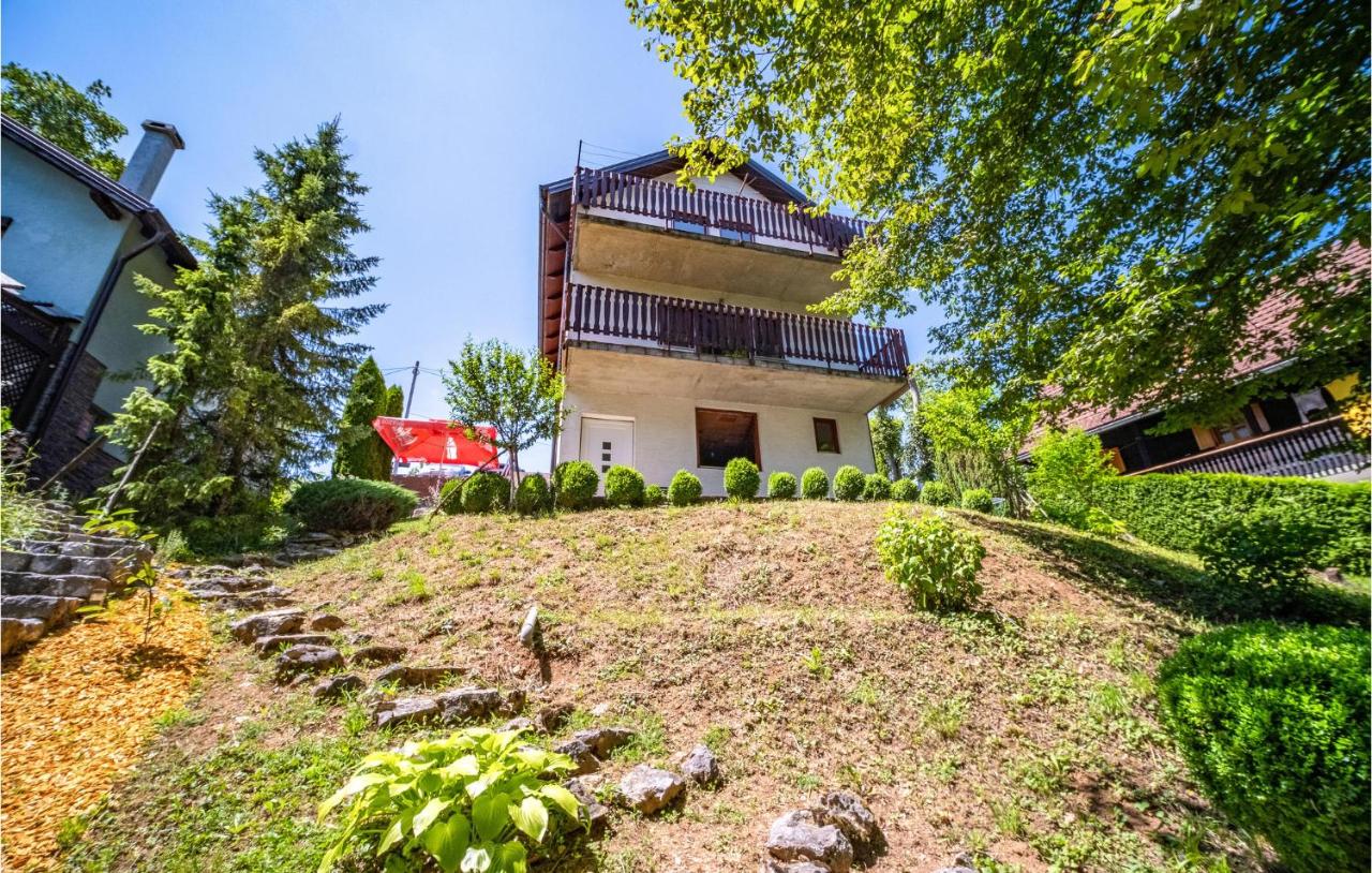 B&B Duga Resa - Amazing Home In Duga Resa With House A Panoramic View - Bed and Breakfast Duga Resa