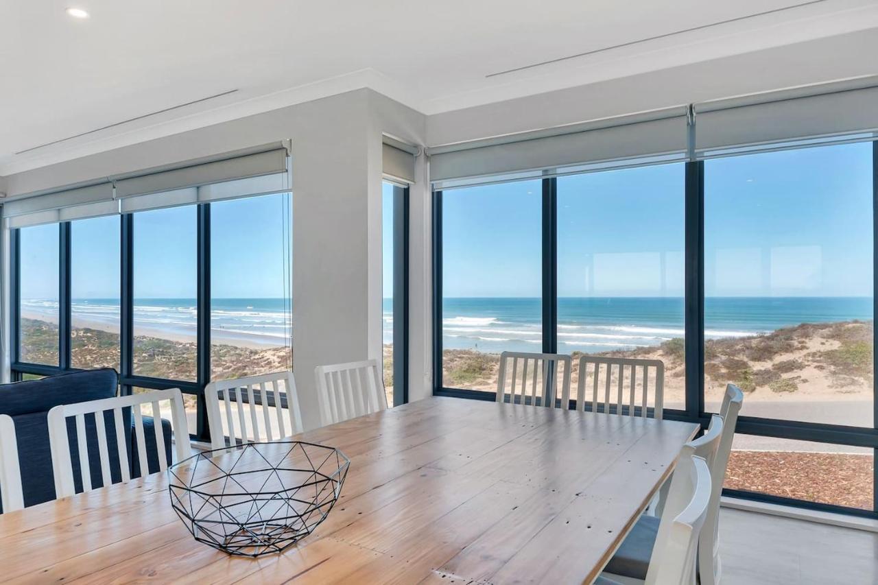 Nauticus - 82 Surfers Parade Middleton - BYO Linen - B&B Middleton