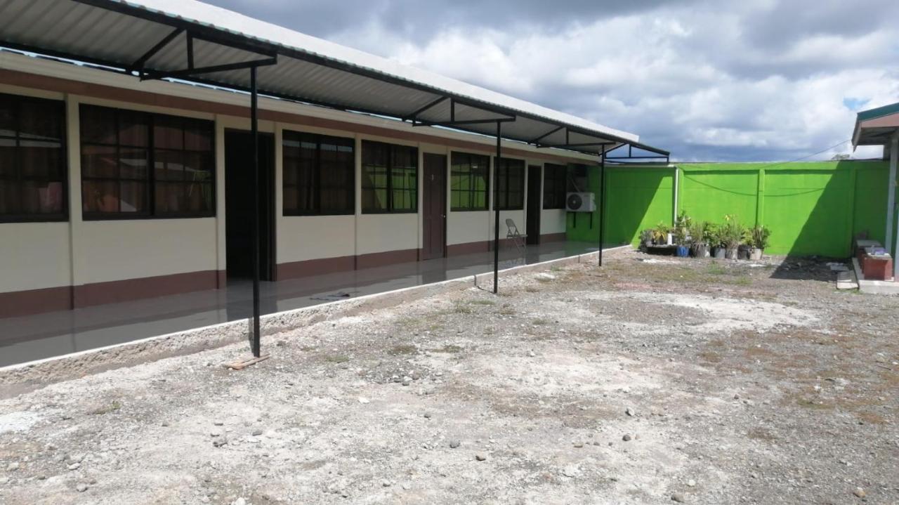 Cabinas Lawson - B&B Puerto Jiménez