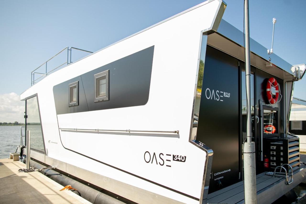 House on Water with sauna and massage chair