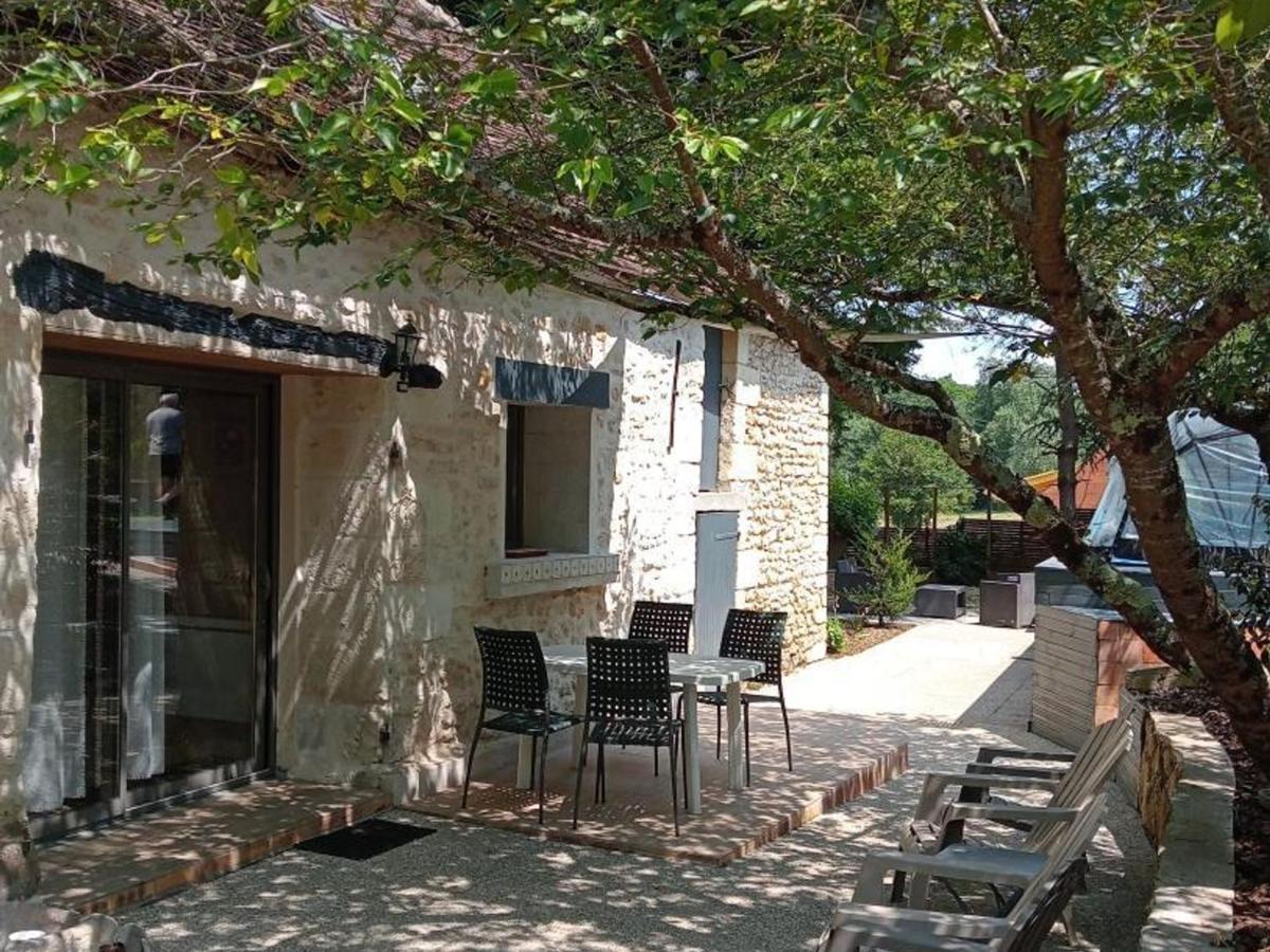 B&B Faverolles-sur-Cher - Gîte Faverolles-sur-Cher, 3 pièces, 4 personnes - FR-1-491-191 - Bed and Breakfast Faverolles-sur-Cher