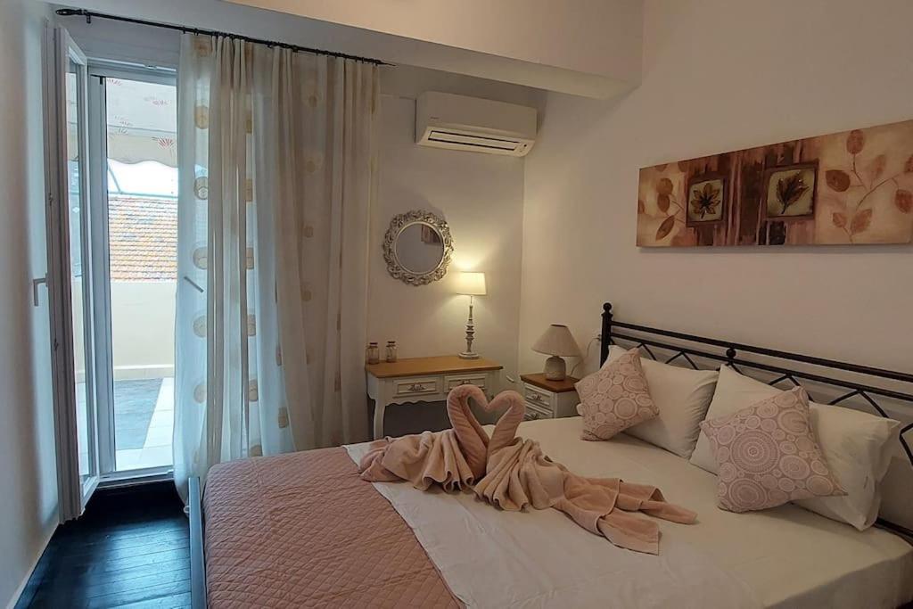Old Port View Apartment, διαμέρισμα στο κέντρο 2 υπνοδωματίων - Bed and Breakfast