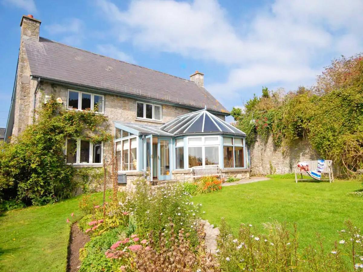 B&B Bridgend County Borough - Slade Cottage - Bed and Breakfast Bridgend County Borough