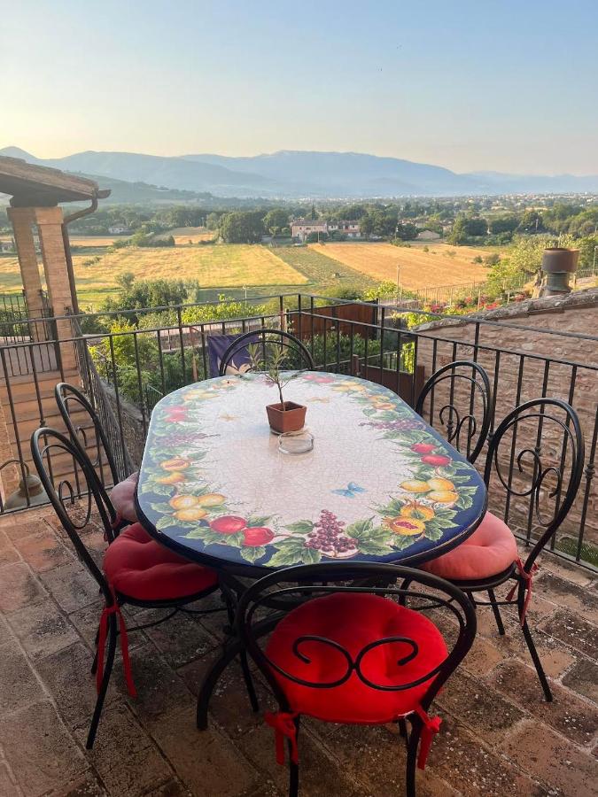 A Room With A View-Spello - B&B