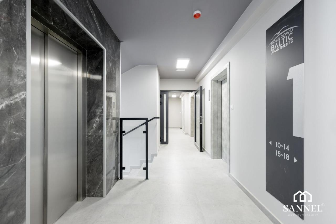 Apartament Gold Sea z krytym basenem-Pobierowo Baltic Apartments-SANNEL Apartments for rent - Chambres d'hôtes Pobierowo