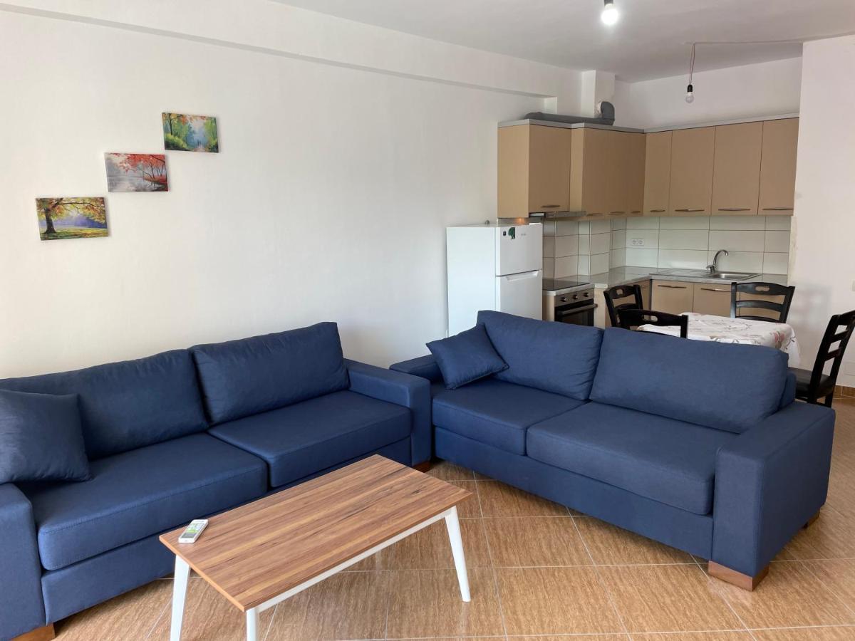 Vlora Apartament - Bed and Breakfast
