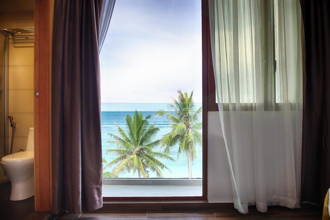 Deluxe Double Room with Sea View (Free Return Airport Transfer and 10% off on Food & Beverage)