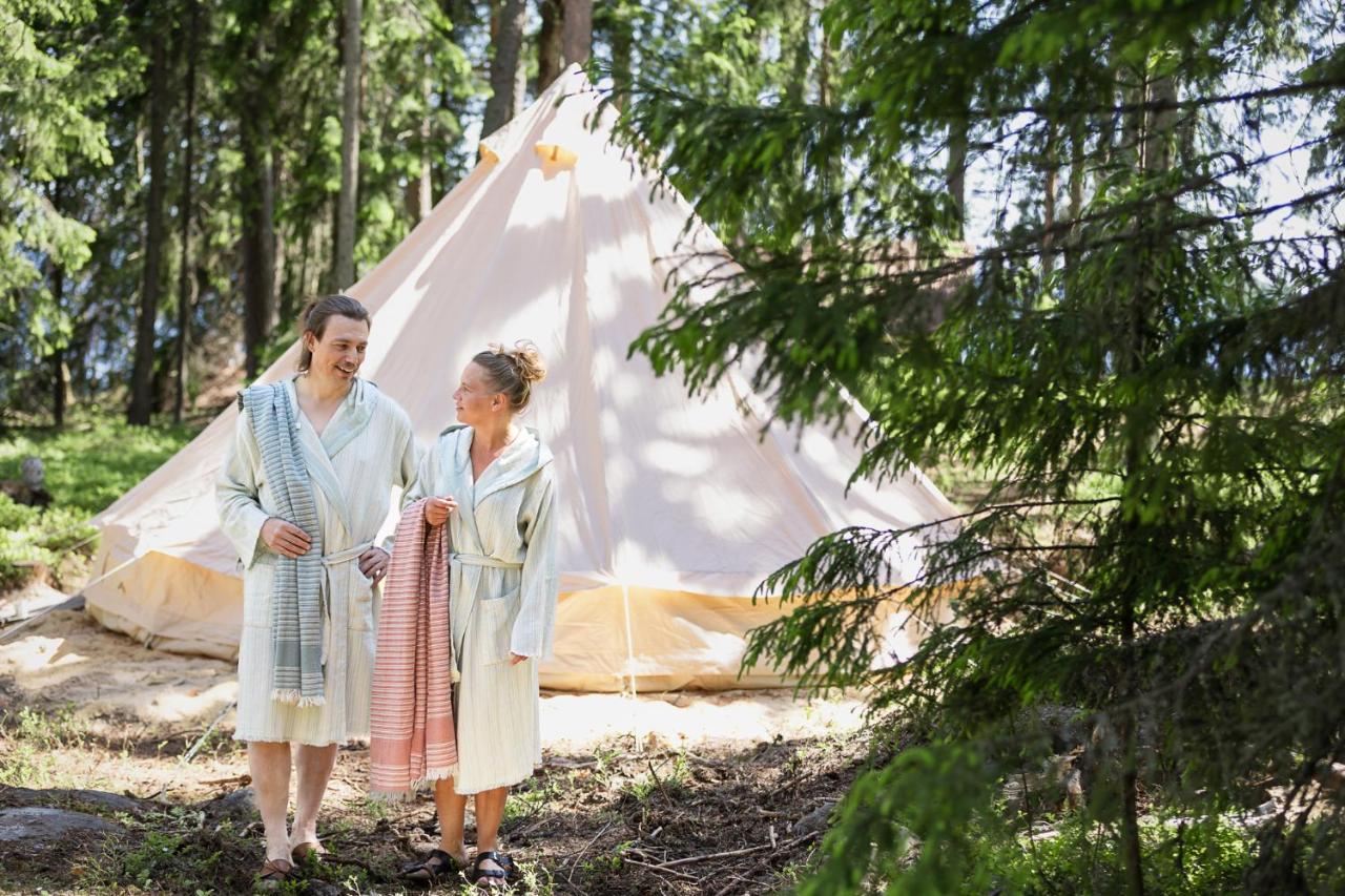 Tahlo Luxury Tent Glamping - Bed and Breakfast Mutala