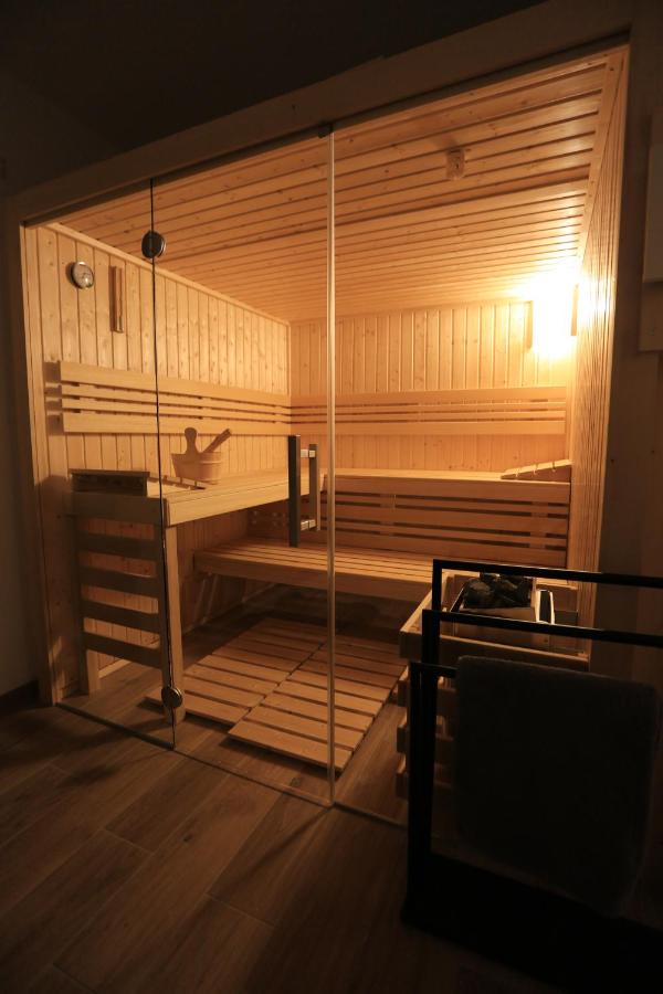 Eifelvilla zur Kirsche - Wellness und Spa - Bed and Breakfast
