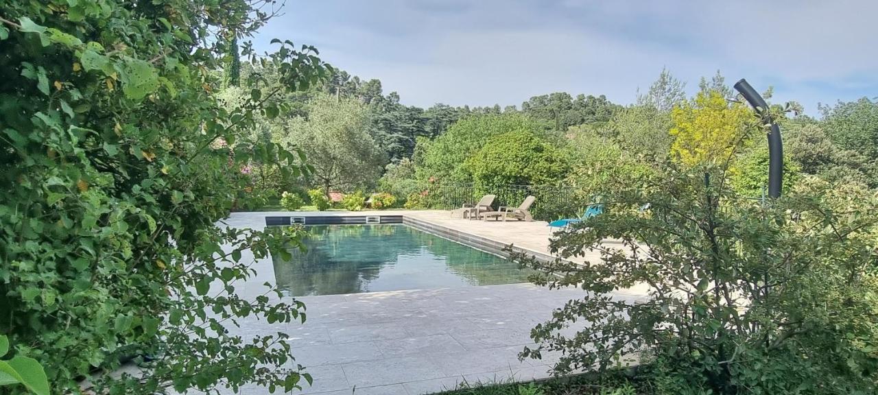 Idylle à 2, Piscine privatisée & Sauna - B&B Varages