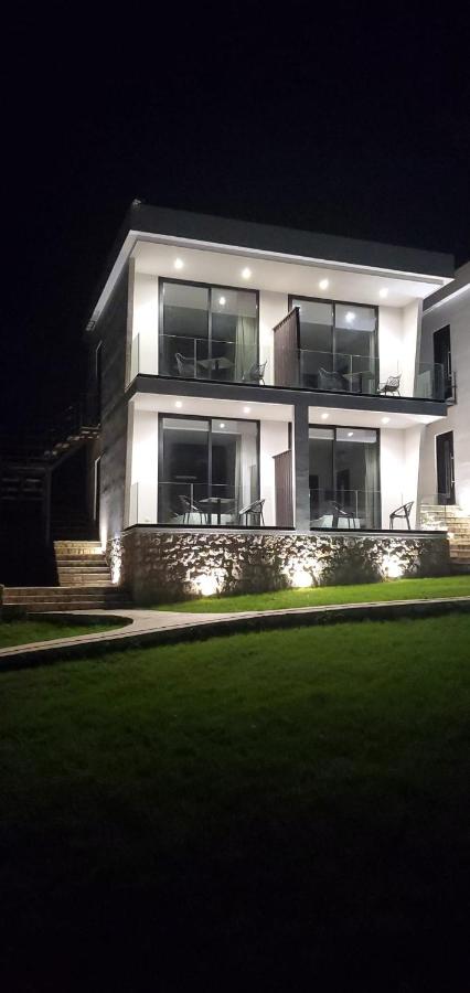 Summer Wine Boutique Hotel - B&B Dhërmi