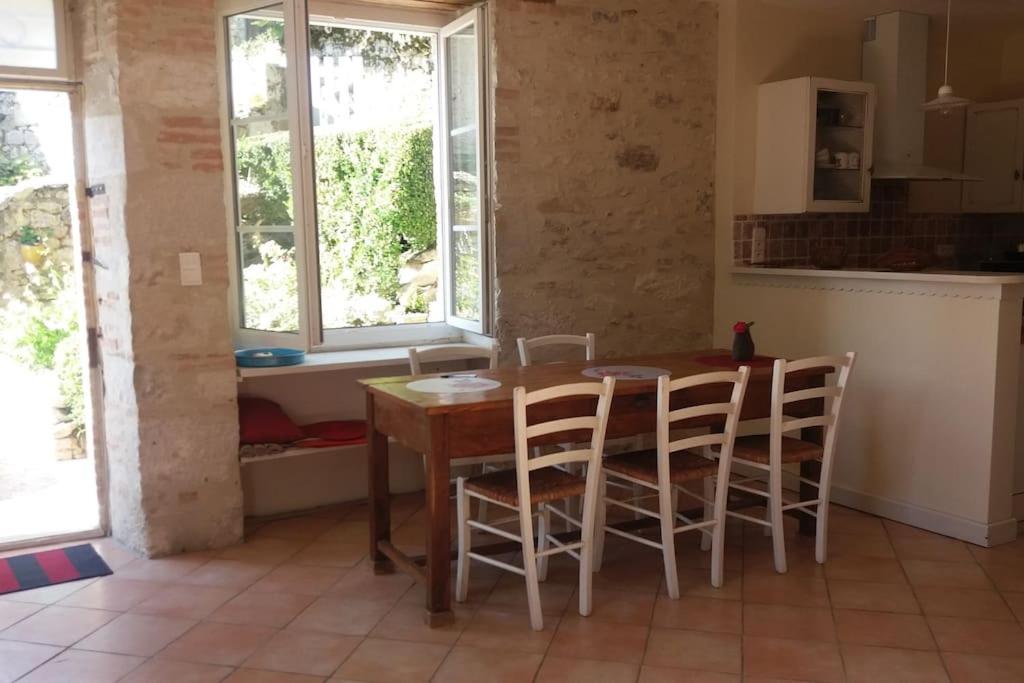 Quercy blanc maison en pierre - B&B Lauzerte