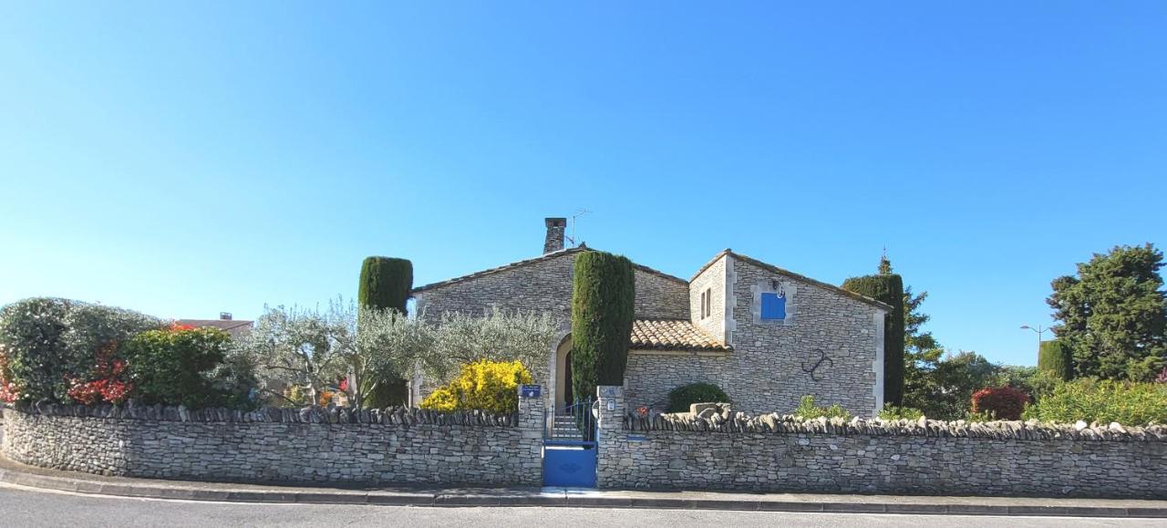 "La Massette du Cheval Blanc" Villa de caractère en pierre - B&B