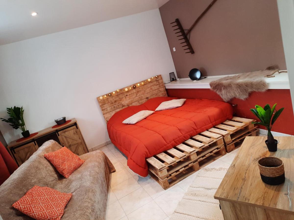 B&B Essigny-le-Grand - Studio rez-de-chaussée Ferme de la Manufacture - Bed and Breakfast Essigny-le-Grand