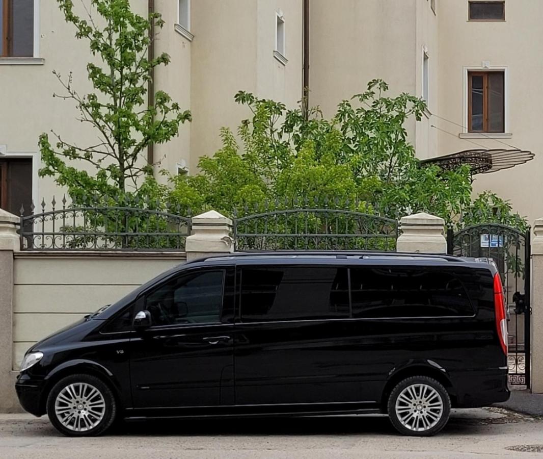 Wonderful Park Residences 5 - B&B Bucarest