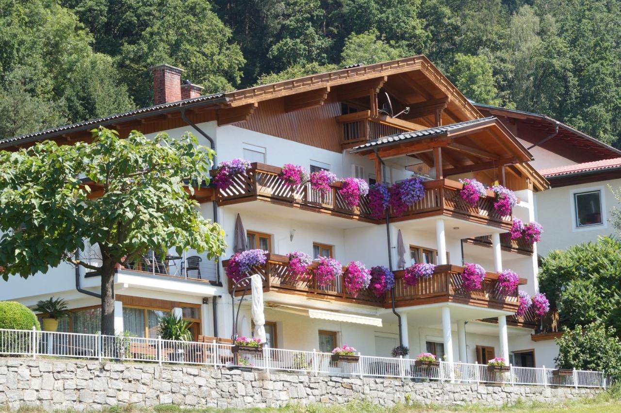 B&B Millstatt - Haus Nowak Ferienwohnungen - Bed and Breakfast Millstatt