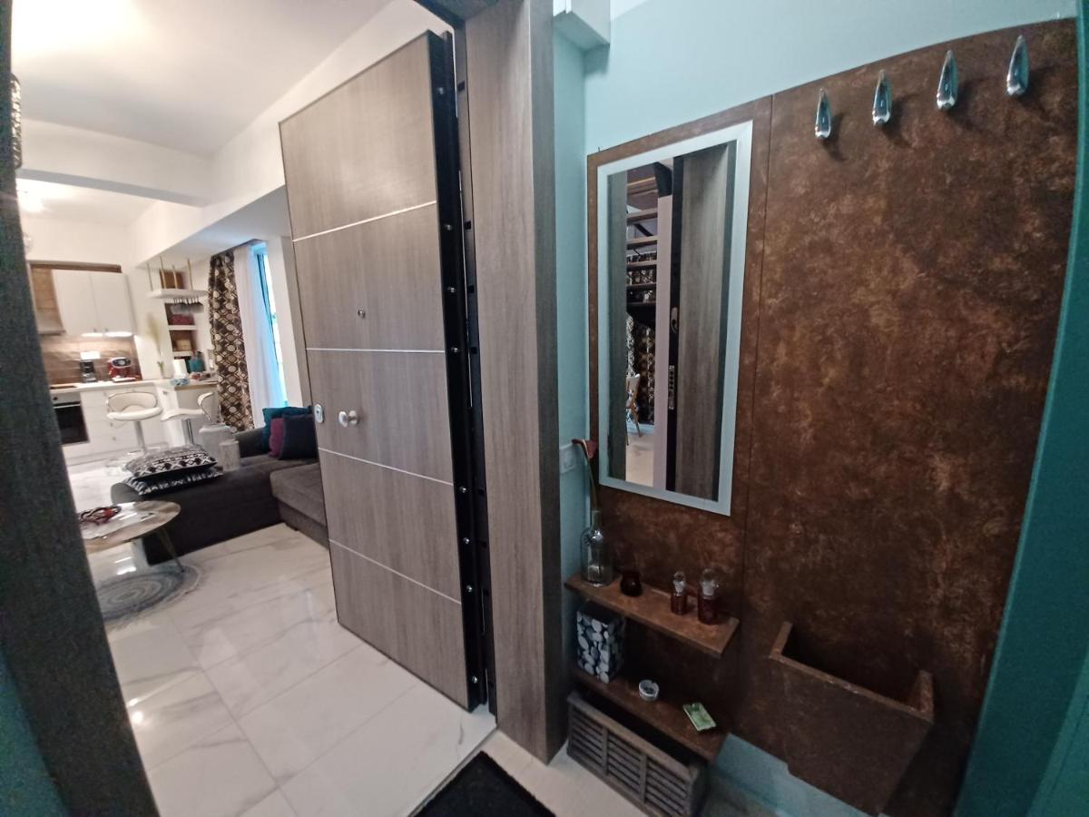 ZEN Neapoli Penthouse Suite Maisonette - B&B Athens