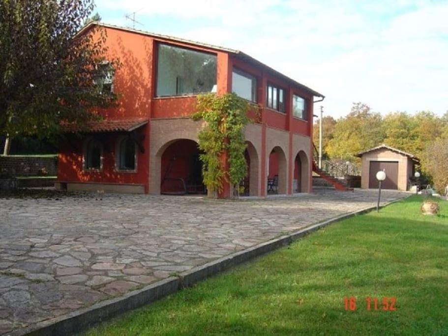 B&B Todi - Self catering Villa with pool in Umbria, Italy - Bed and Breakfast Todi