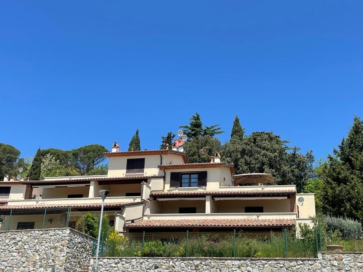 Casa Lisa Poggio di Nocola Riparbella by ToscanaTour - Bed and Breakfast