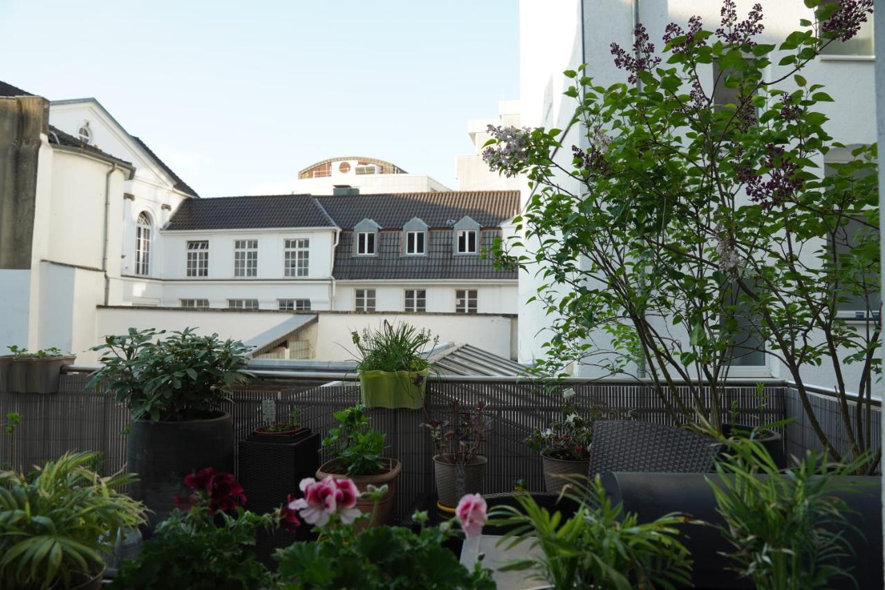 B&B Aquisgrán - Bright, spacious apartment with a lovely terrace in the heart of Aachen - Bed and Breakfast Aquisgrán