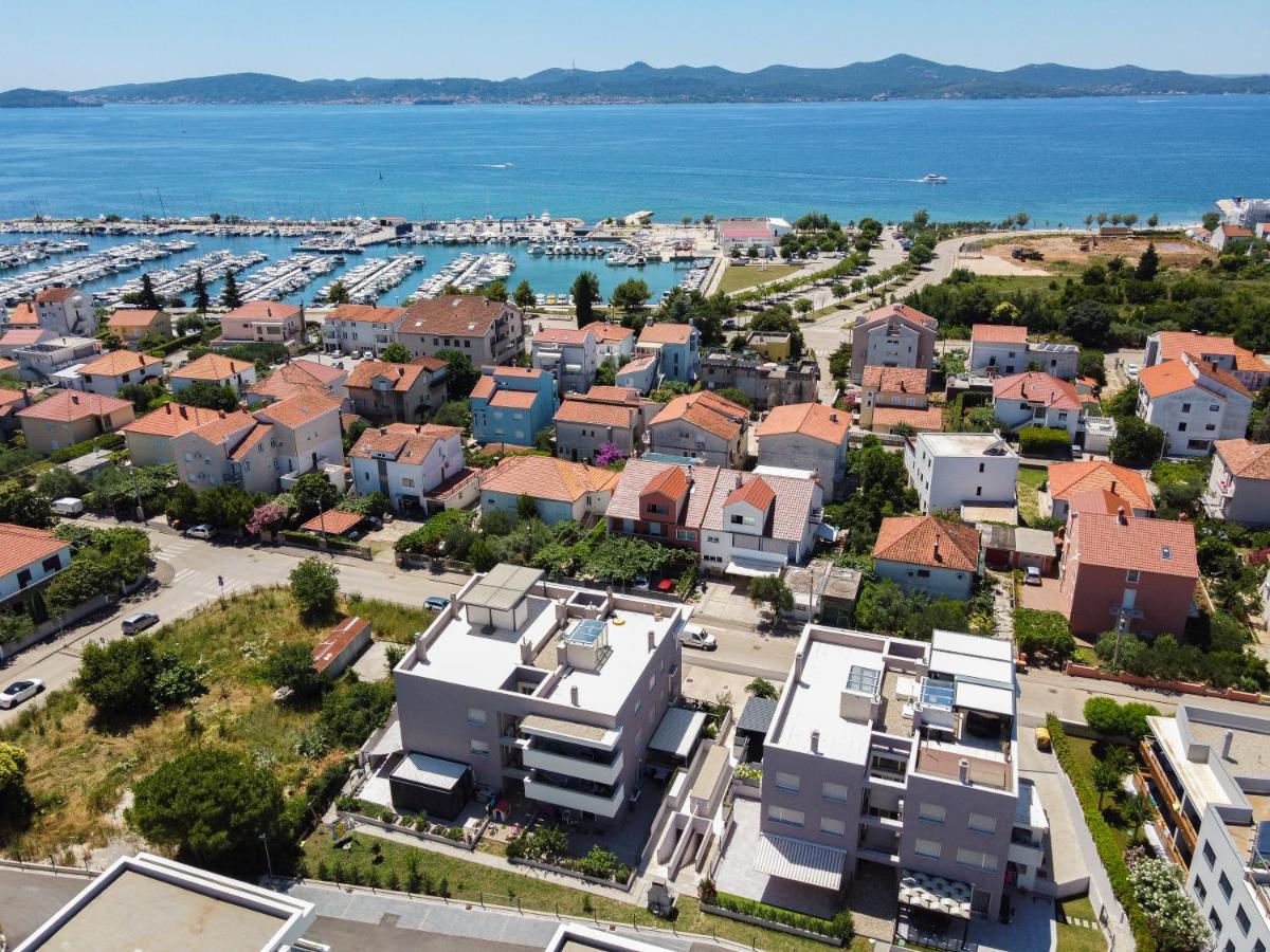 Apartment Wing 77 by Belmont Realty - Ferienwohnung Zadar