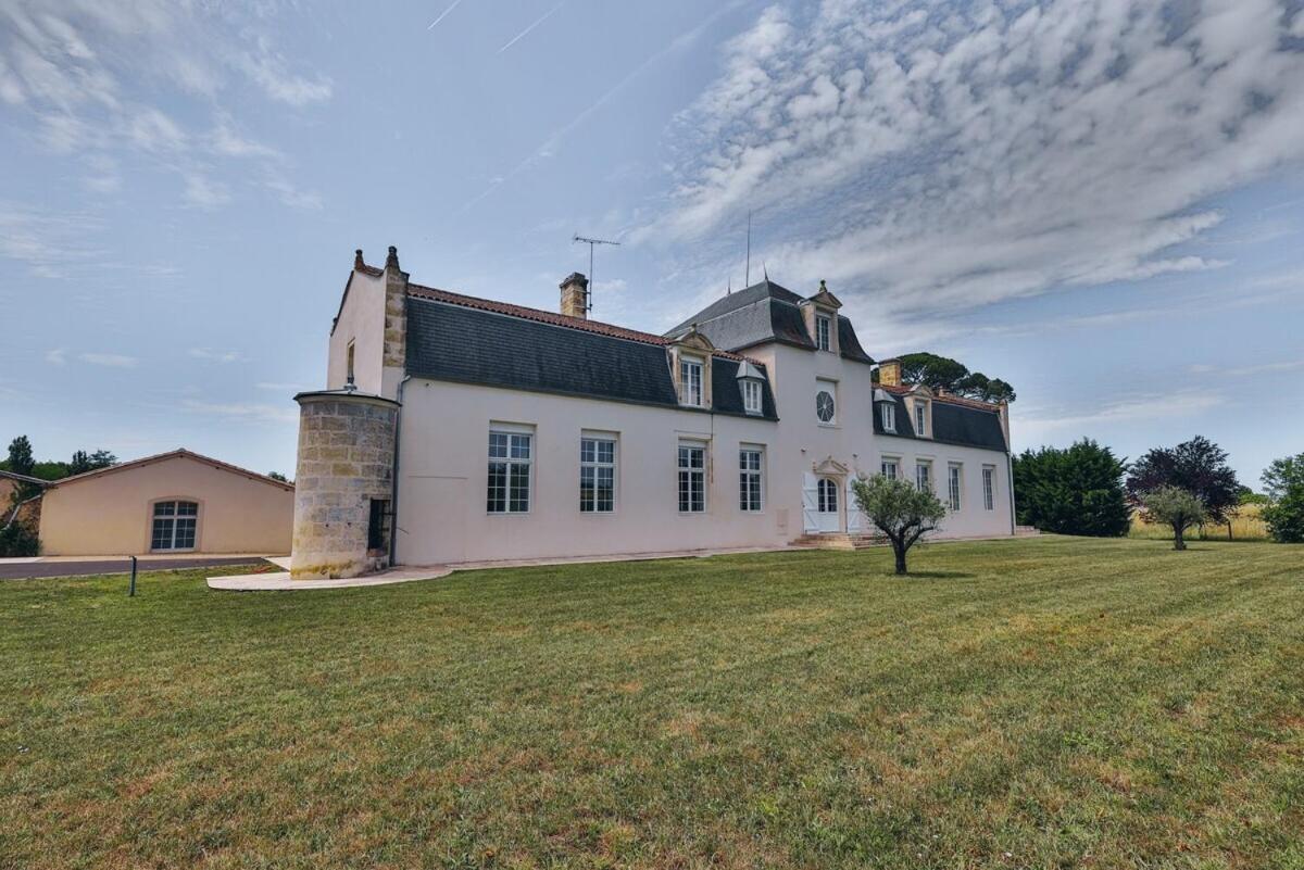 Domaine Grand Piquecaillou - Appartement Bordeaux - Bed and Breakfast