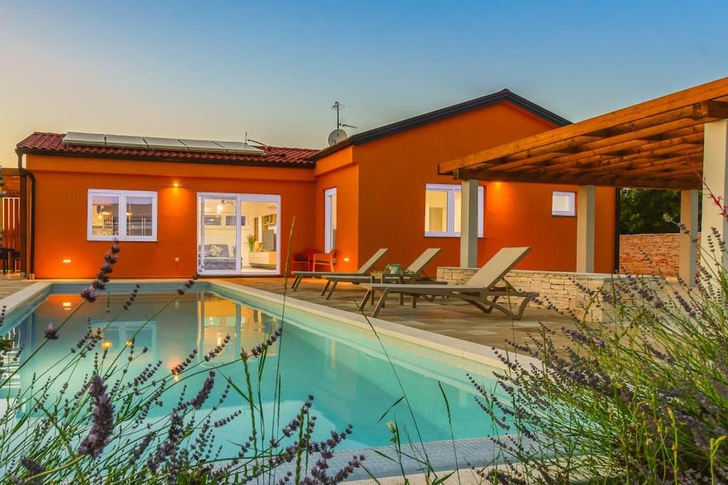 Villa Ora by IstriaLux - B&B Svetvinčenat