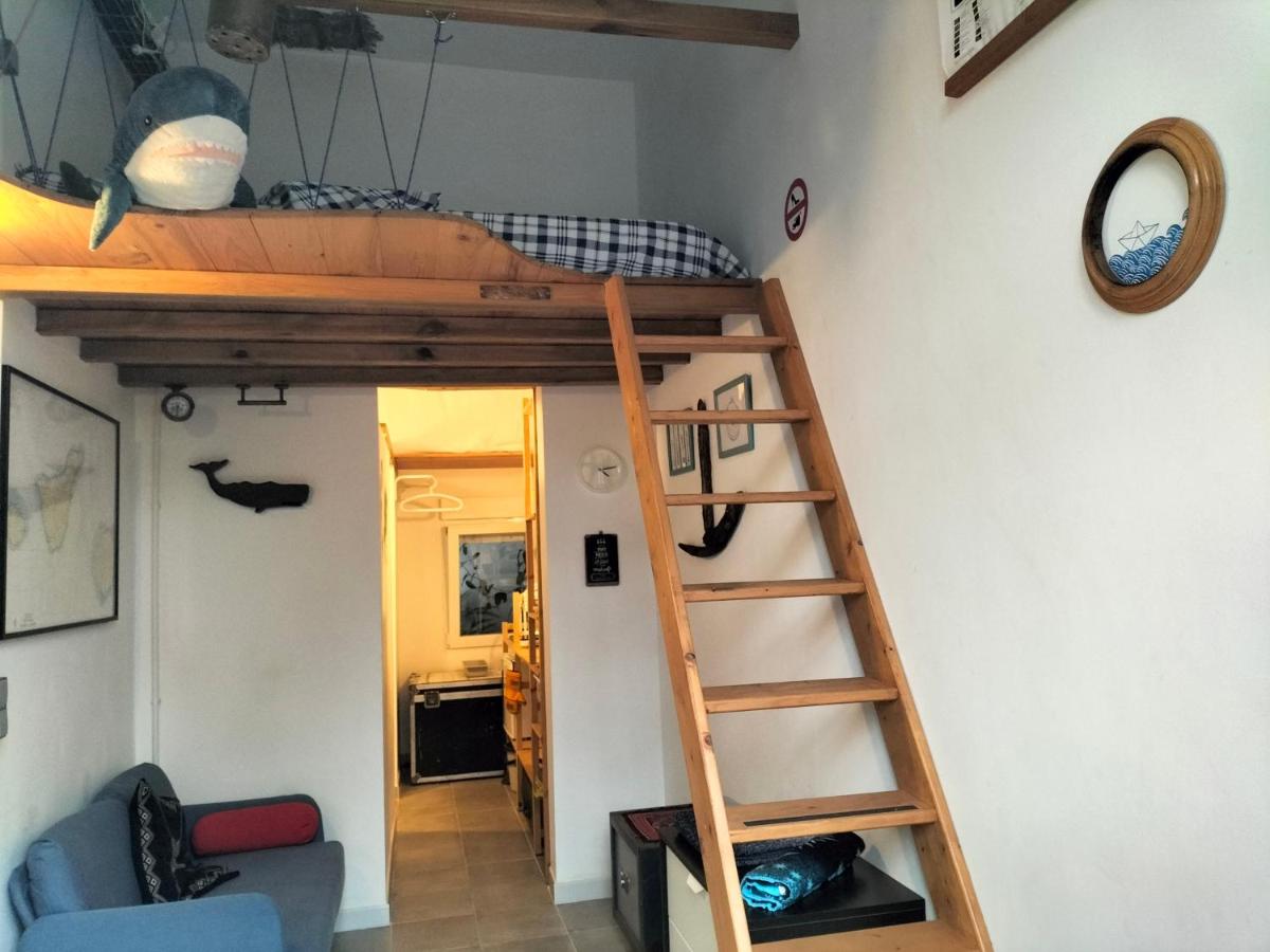 Deluxe Double Room (2 Adults + 1 Child)