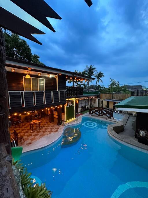 B&B Calambá - Hotspring Resort with Videoke - Bed and Breakfast Calambá