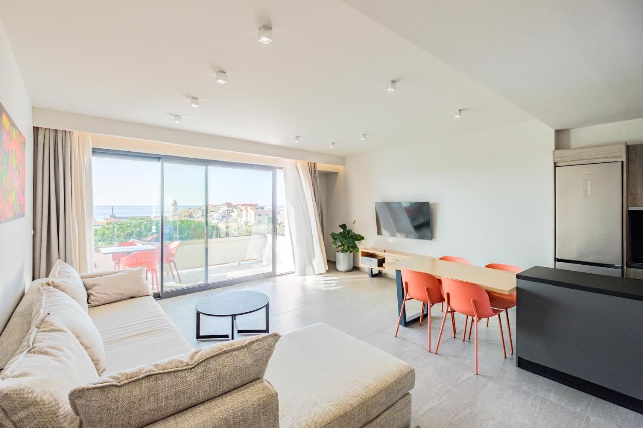 Sky-High 70sqm Penthouse w. Stunning Views - 05 - Ferienwohnung Chionato