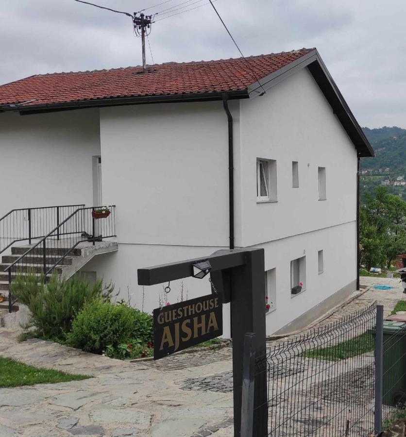 Ajsha Guesthouse - B&B