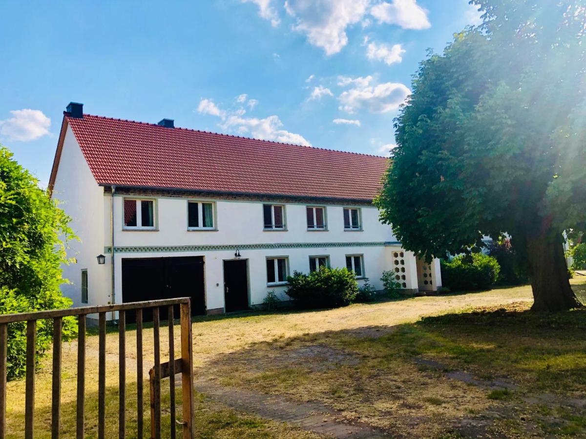 NEU - Ferien auf dem Bruderhof am Pritzerber See - B&B