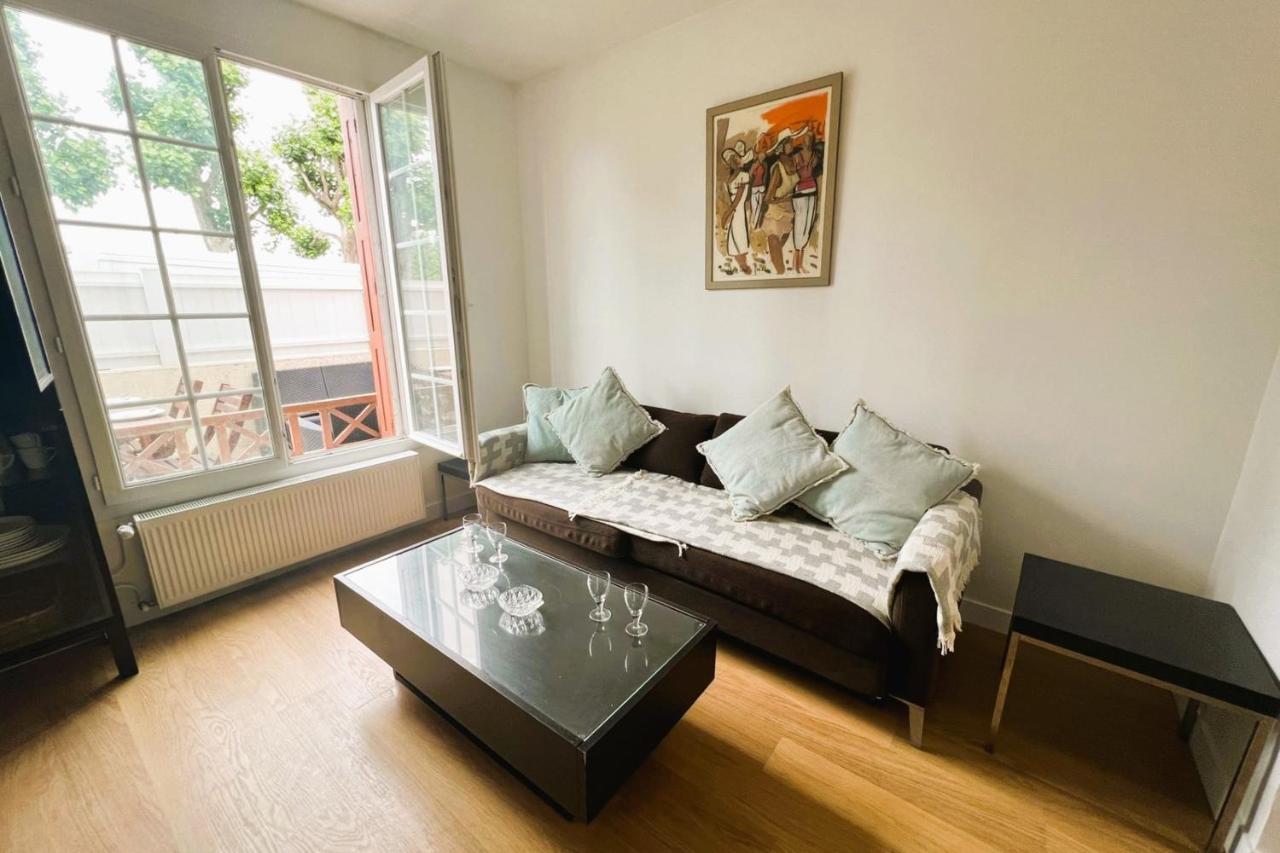 Cosy Town house with its beautiful terrace - Ferienwohnung