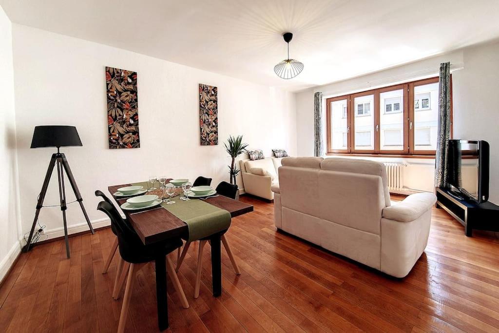 CHIC - Proche Hypercentre - Rénové - Tram - Spacieux - Lumineux - B&B Strasburgo