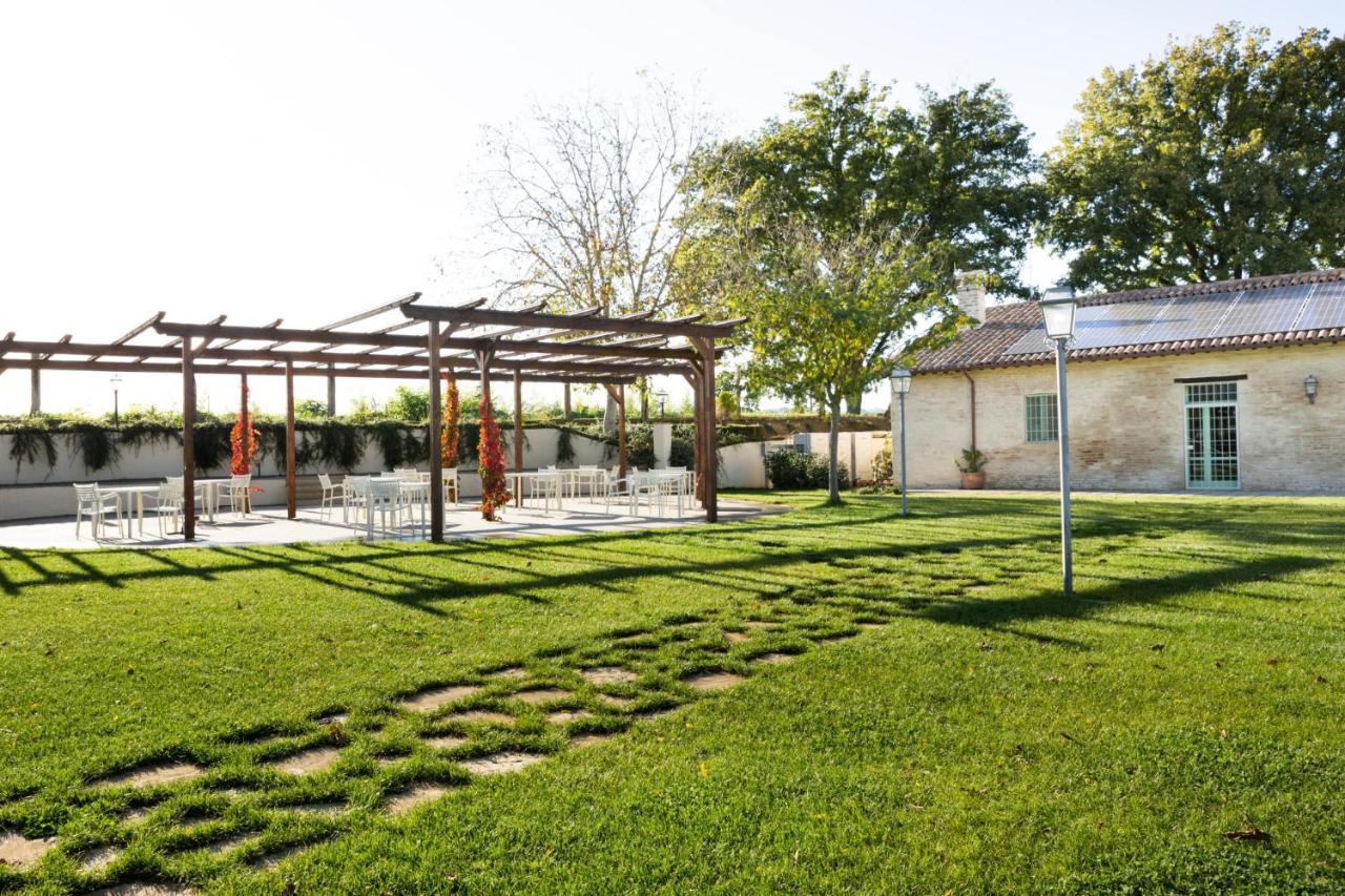 Villa Quattro Stagioni - Teloni - Bed and Breakfast Papiano