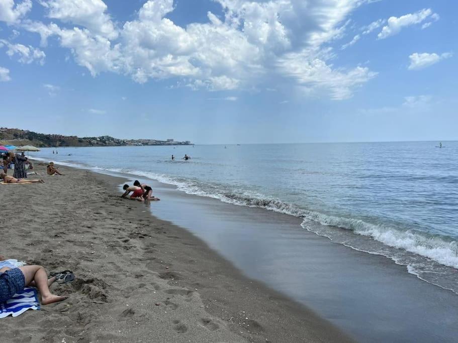 Apartamento en Playa Carvajal - Bed and Breakfast Fuengirola