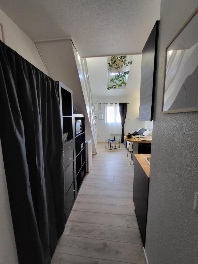 REGLISSE-12 min des parcs Walt Disney-Arrivée Autonome - Parking & wifi Gratuit - B&B