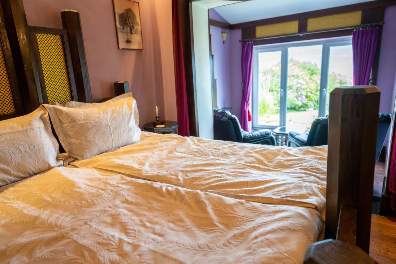 Mini Suite (Mayan)