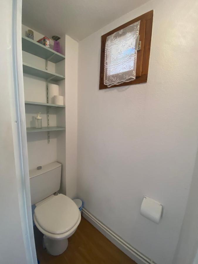 Pavillon 20m de la plage des ayguades - B&B Gruissan