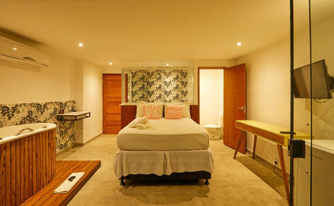Standard Double Suite