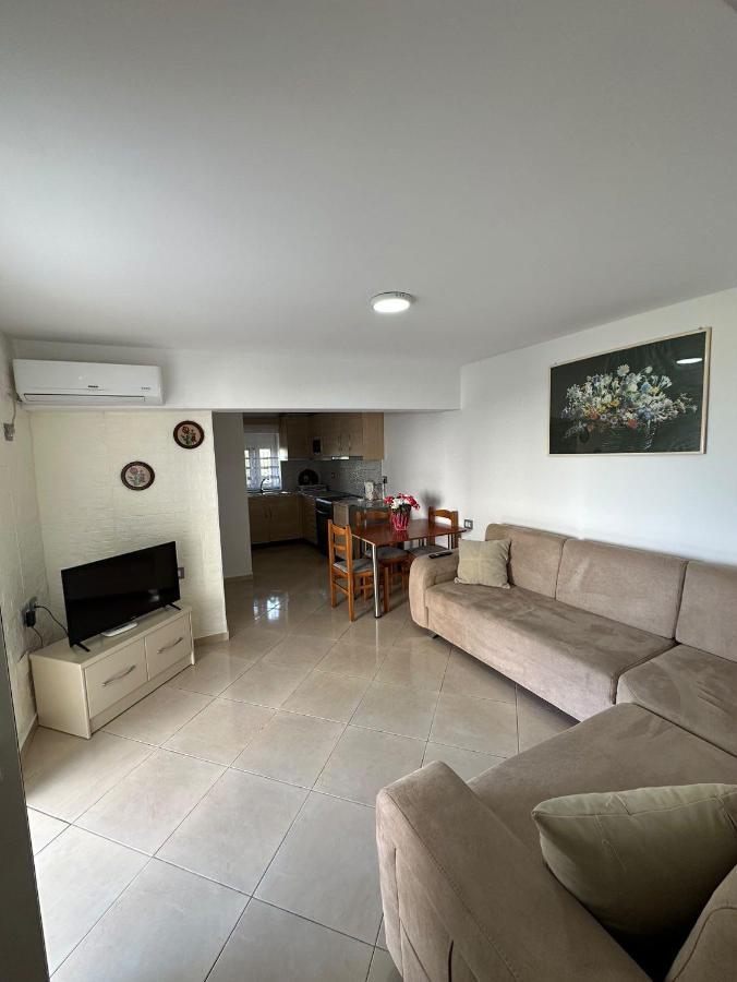 B&B Saranda - Mero Apartment - Bed and Breakfast Saranda