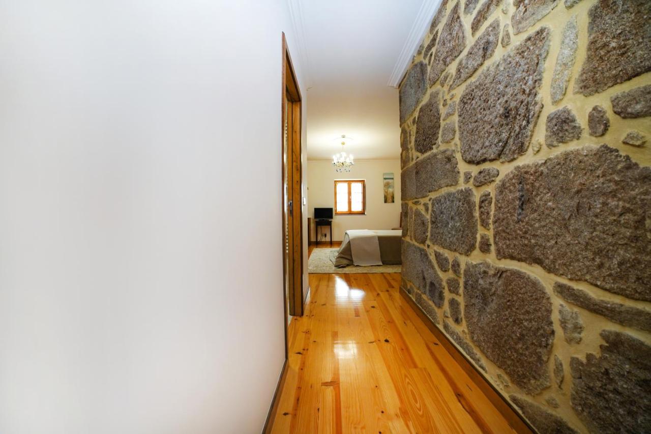 Camera Matrimoniale con Vista Piscina