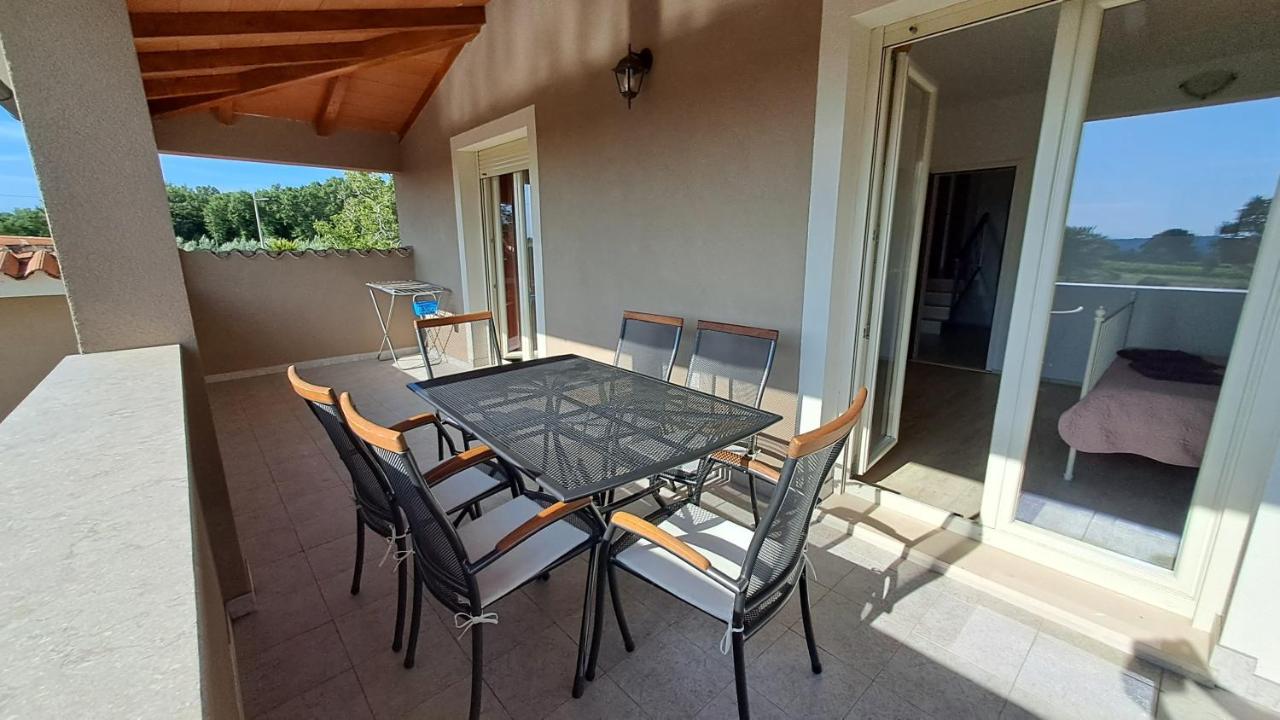 Apartment Lucia - B&B Marčana