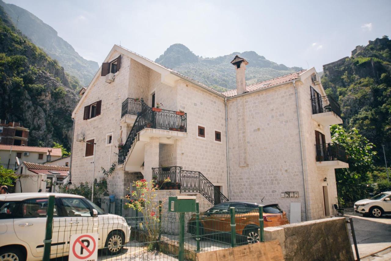 B&B Kotor - Filip Deluxe Rooms - Bed and Breakfast Kotor